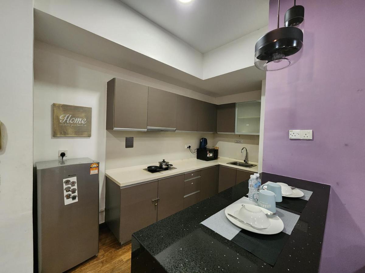 Regalia Suites Kuala Lumpur Klcc Экстерьер фото