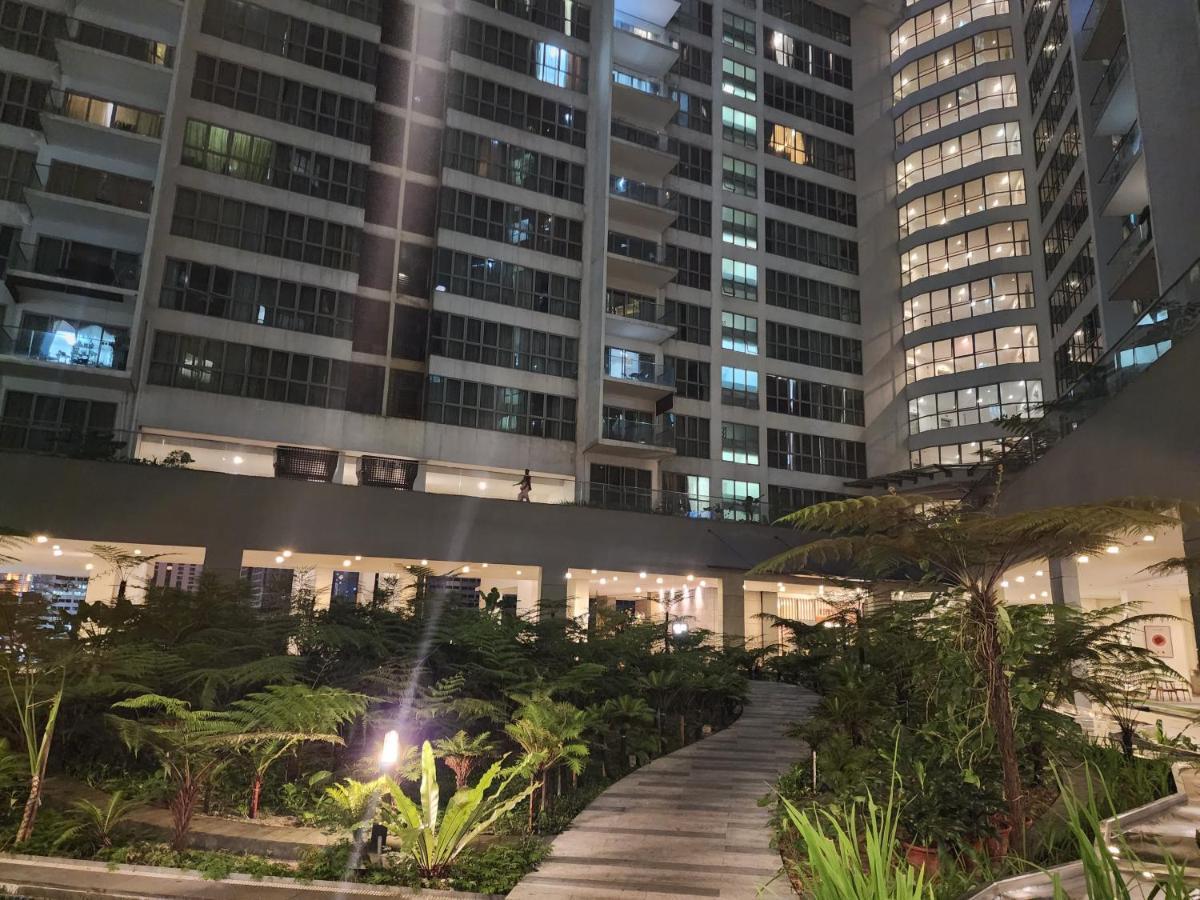 Regalia Suites Kuala Lumpur Klcc Экстерьер фото