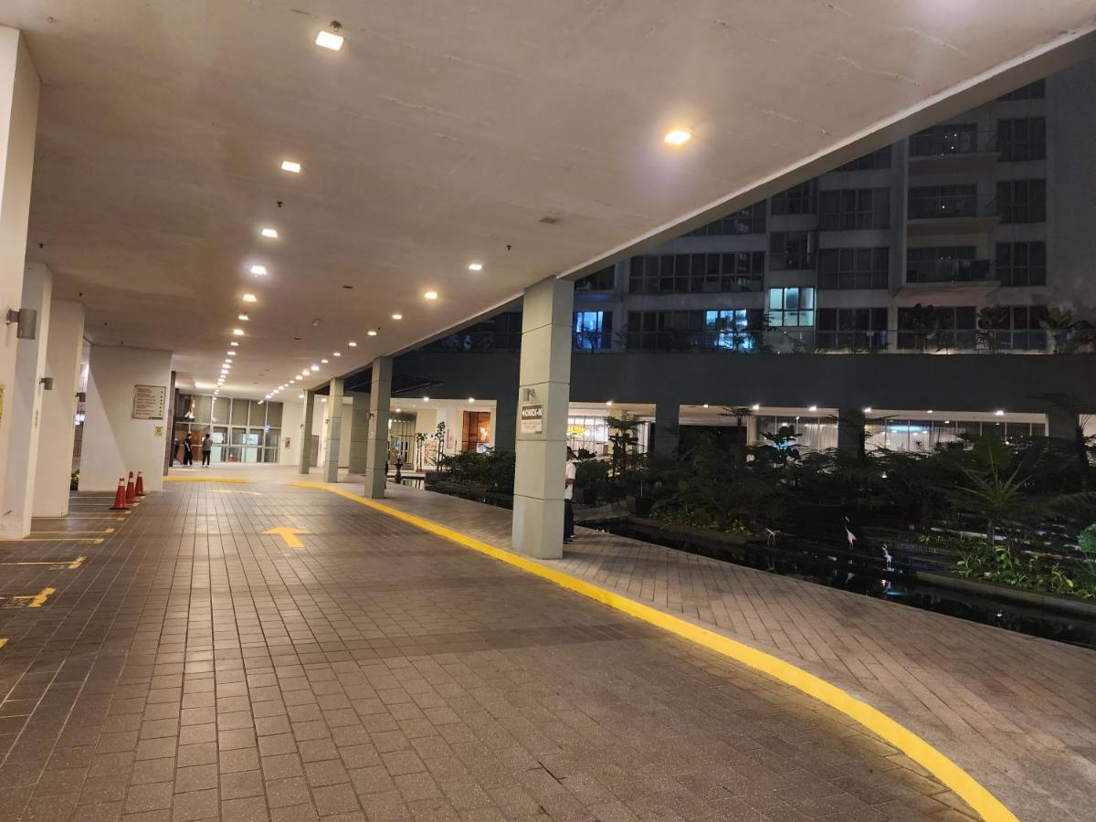 Regalia Suites Kuala Lumpur Klcc Экстерьер фото
