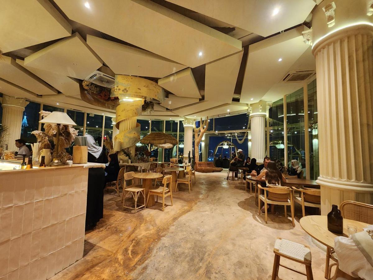 Regalia Suites Kuala Lumpur Klcc Экстерьер фото